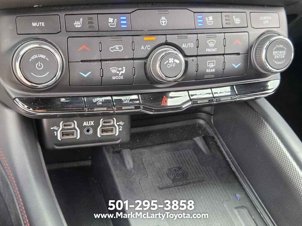Used 2024 Dodge Durango R/T AWD/4WD image 24