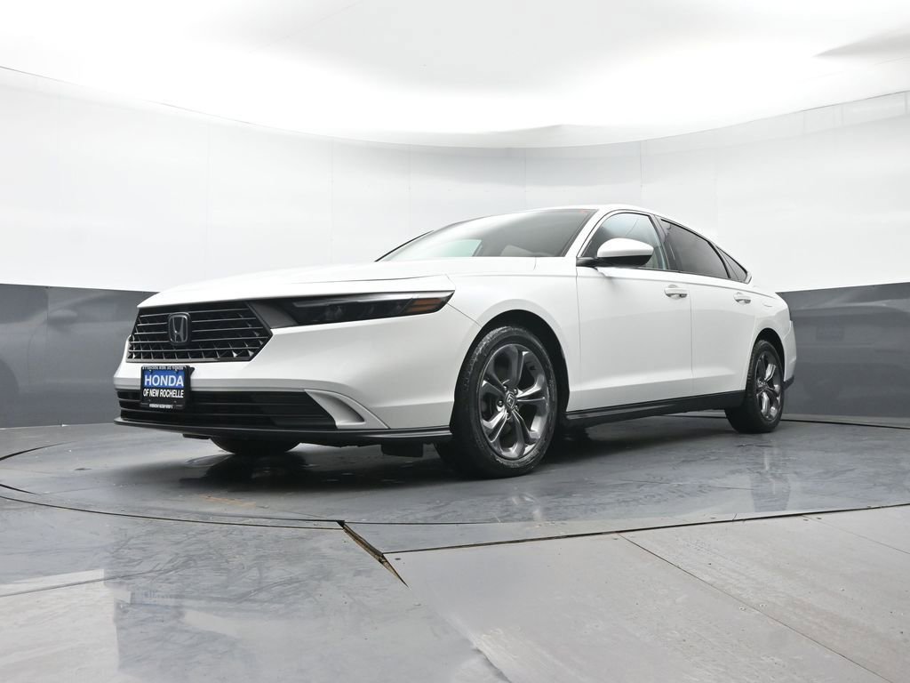 Certified 2023 Honda Accord EX image 26