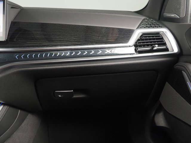 Used 2026 BMW X5 sDrive40i image 53