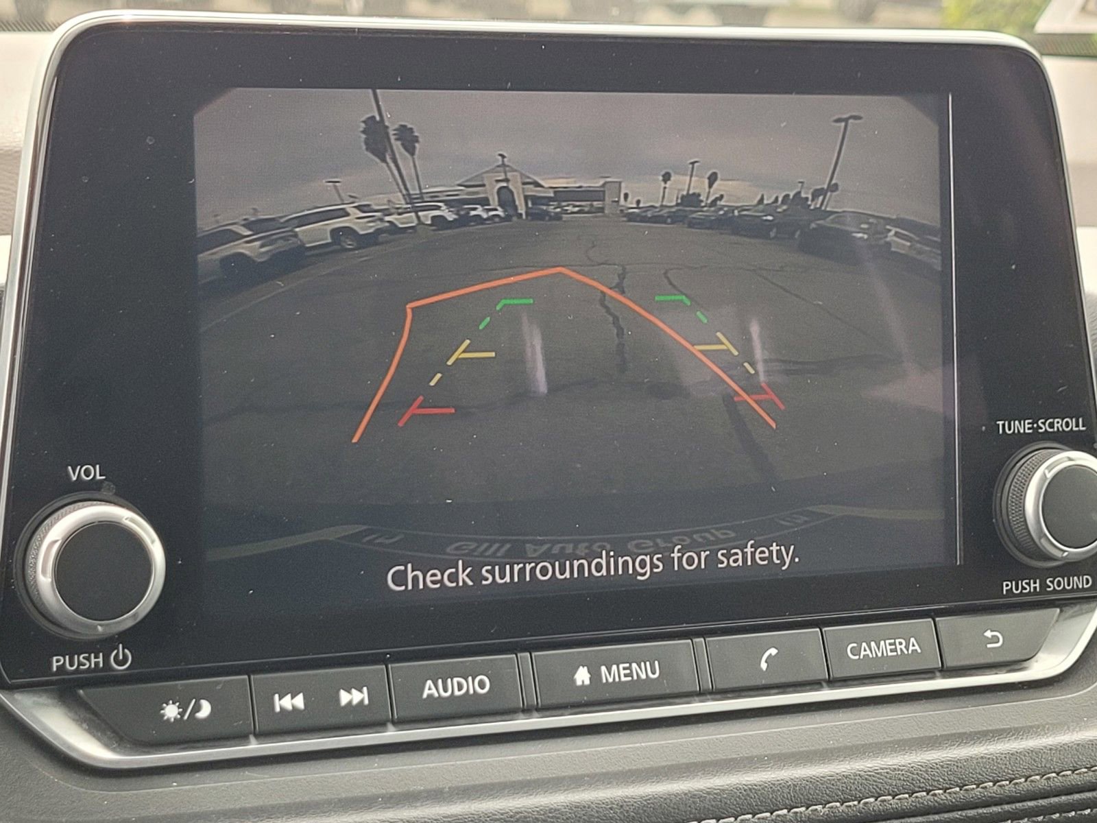 Used 2023 Nissan Rogue SV image 18