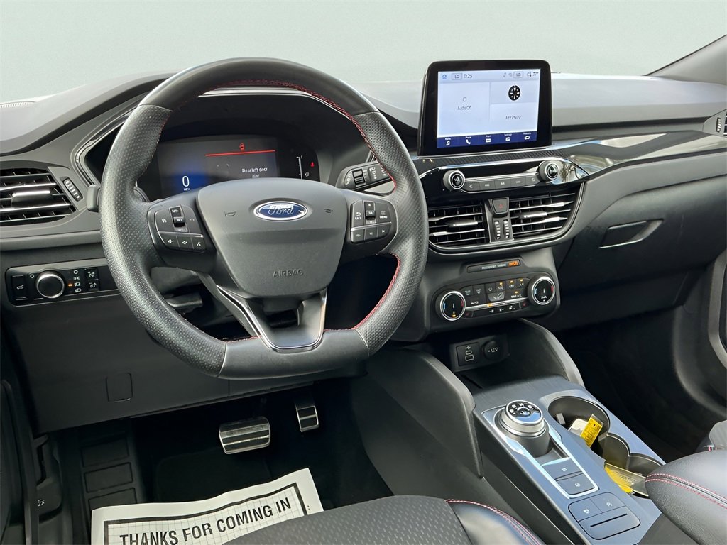 Used 2024 Ford Escape ST-Line w/ Cold Weather Package image 30