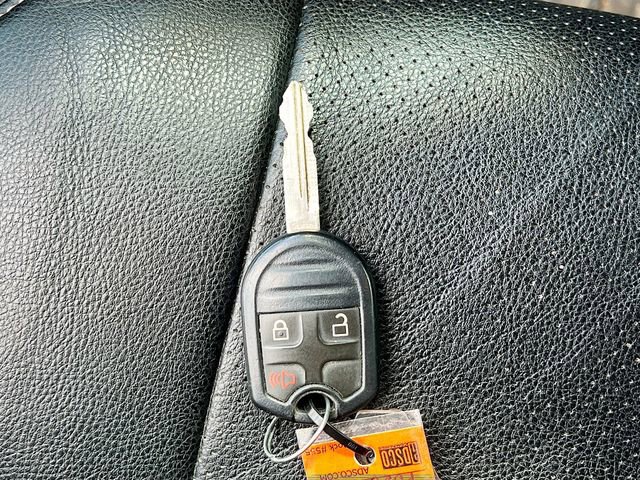 Used 2015 Ford F250 Lariat w/ Chrome Package AWD/4WD image 14