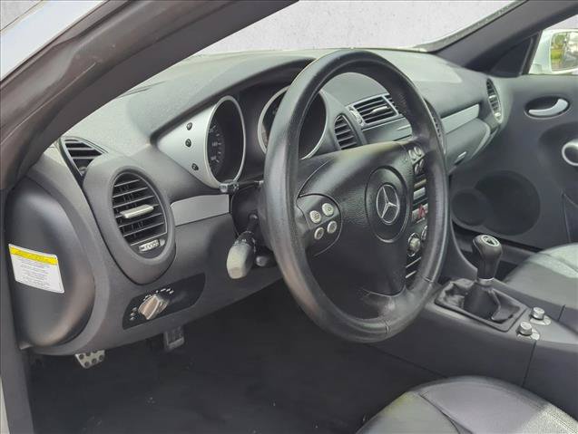 Used 2005 Mercedes-Benz SLK 350 image 14