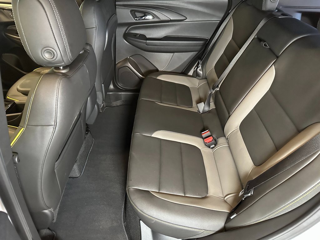 Used 2025 Chevrolet TrailBlazer ACTIV w/ Convenience Package image 21
