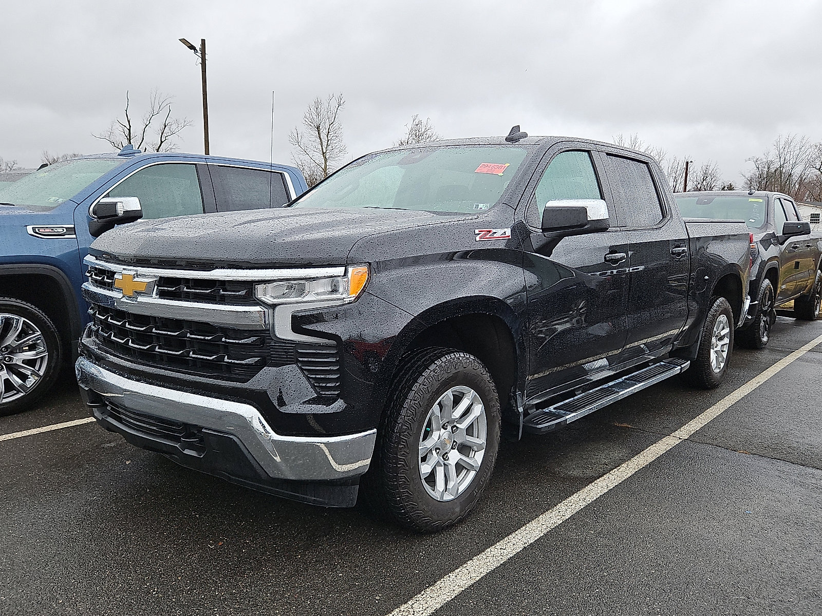 Certified 2022 Chevrolet Silverado 1500 LT w/ Z71 Off-Road Package image 4