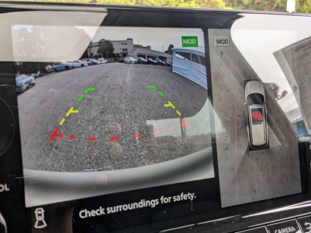 New 2025 Nissan Pathfinder Platinum w/ Cargo Package image 20