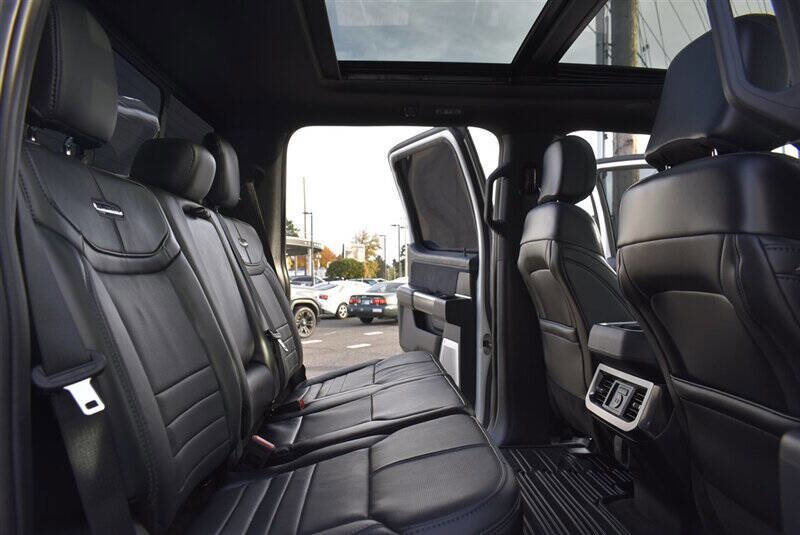 Used 2025 Ford F350 Platinum w/ FX4 Off-Road Package image 23