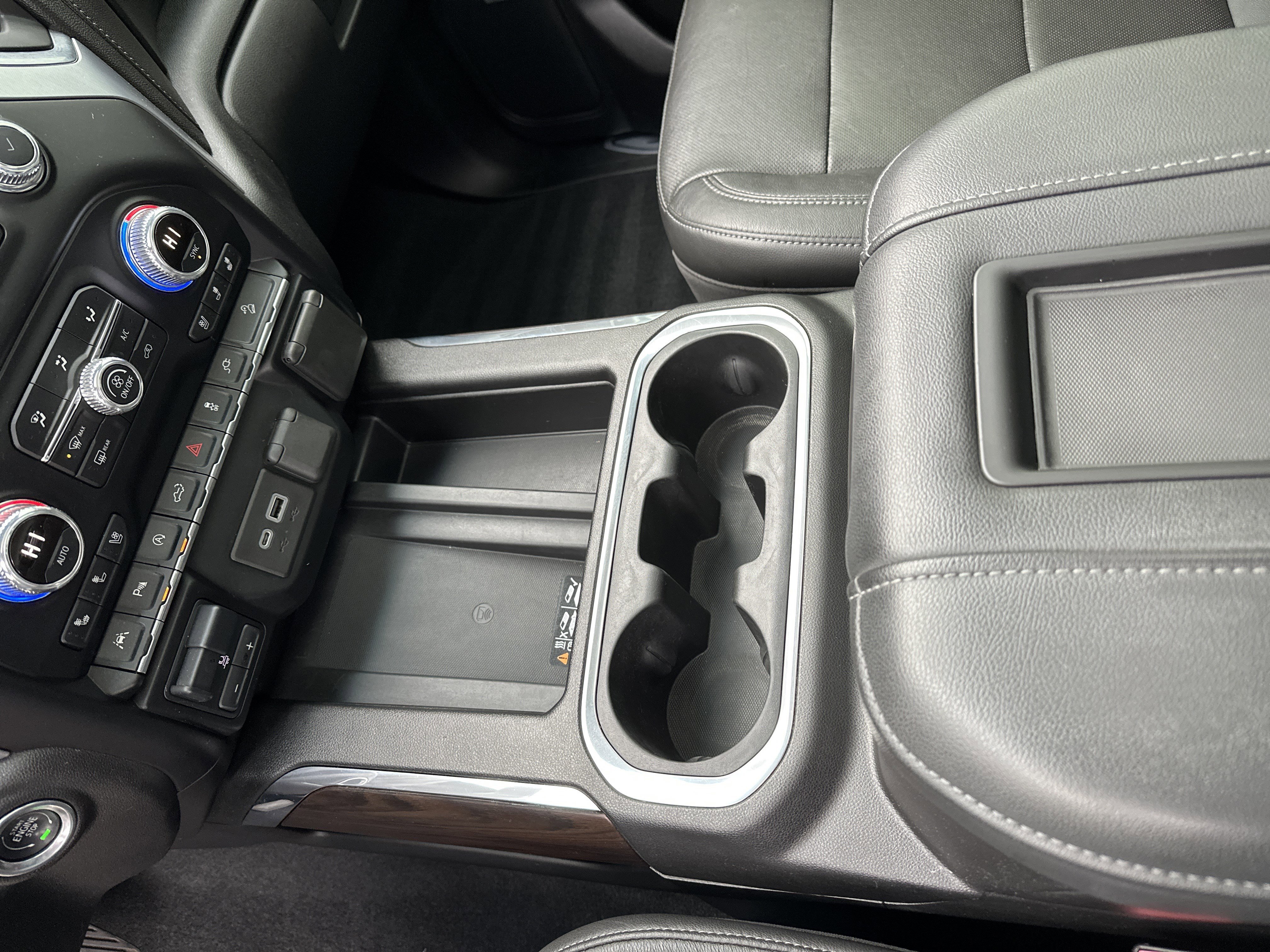 Used 2020 GMC Sierra 1500 SLT w/ SLT Premium Plus Package image 32