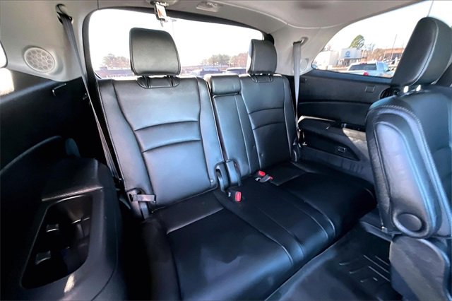 Used 2021 Honda Pilot Touring image 31