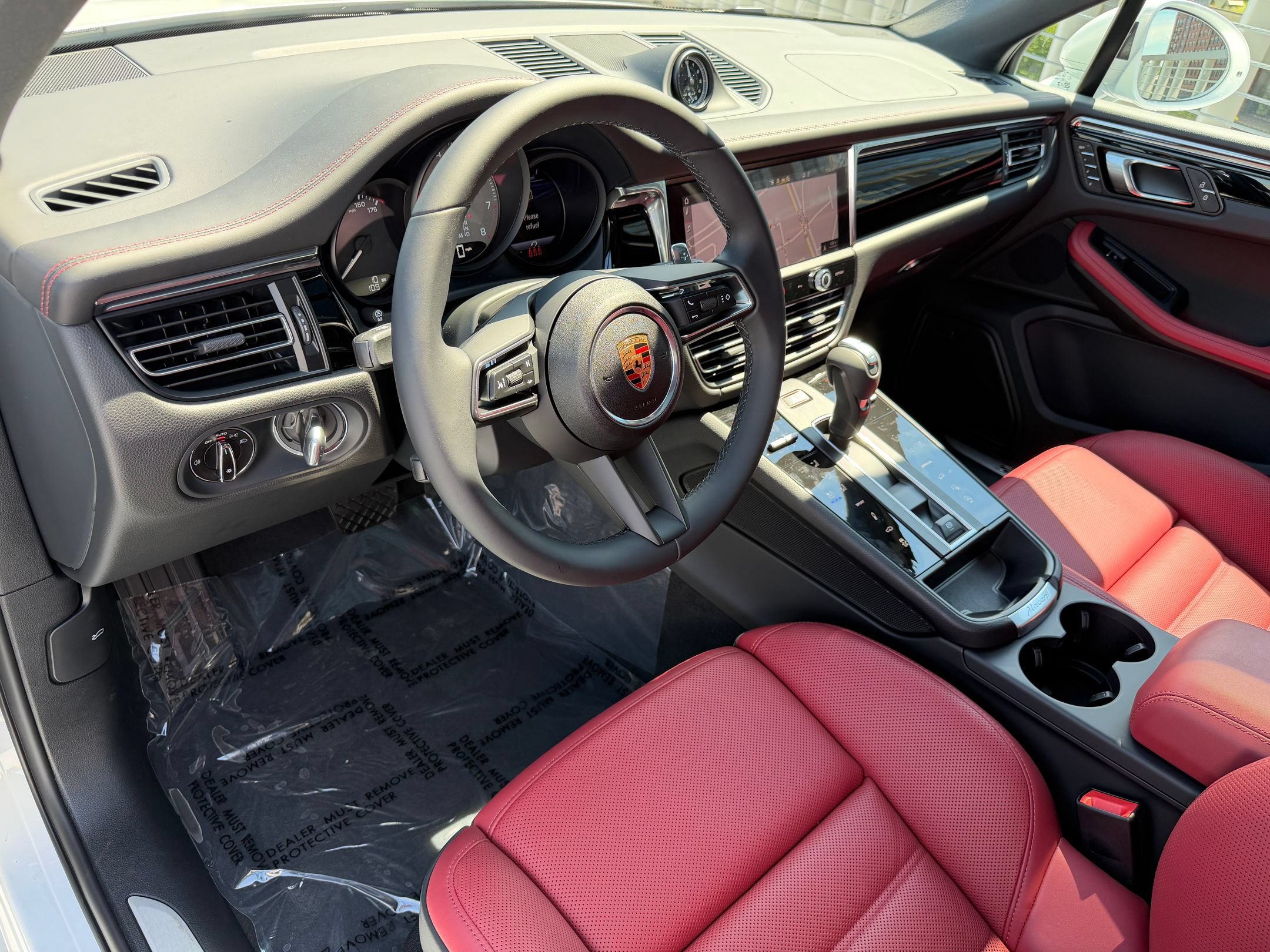 New 2026 Porsche Macan S AWD/4WD image 4