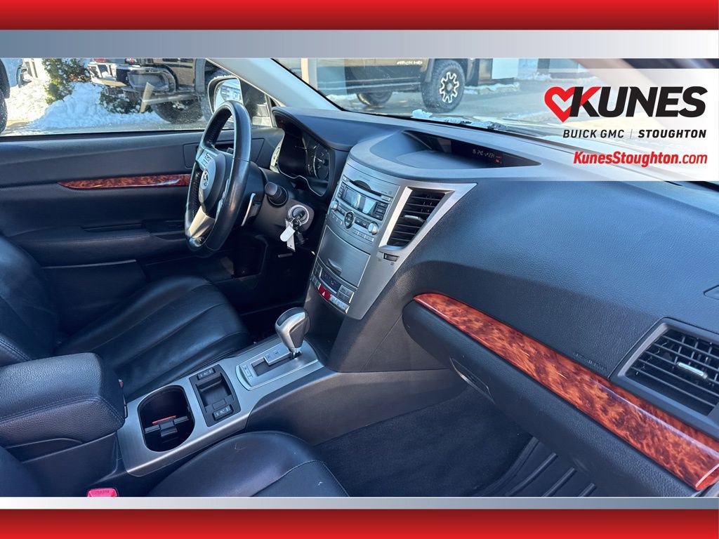 Used 2011 Subaru Outback 2.5i Limited w/ PWR Moonroof Pkg image 49