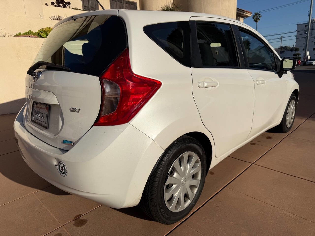 Used 2015 Nissan Versa Note SV image 4
