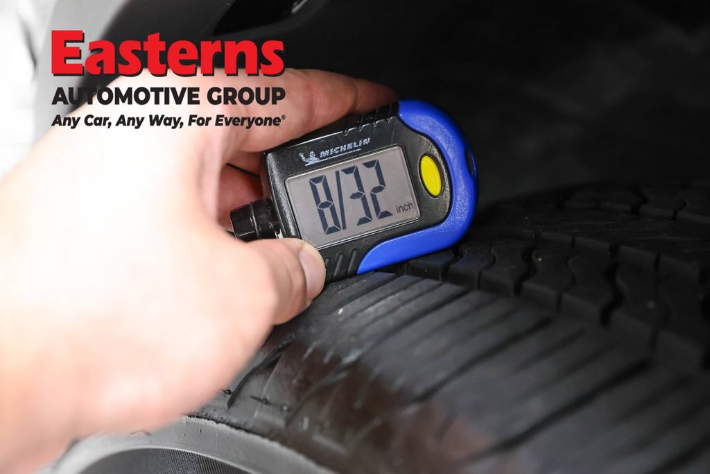 Used 2023 Nissan Rogue SV AWD/4WD image 25