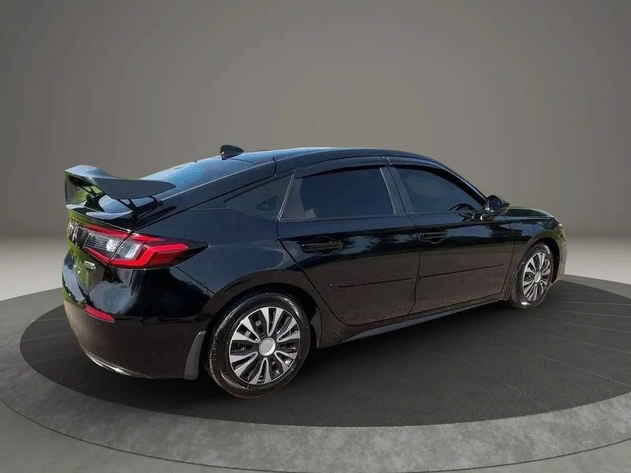 Used 2022 Honda Civic Sport Touring image 4