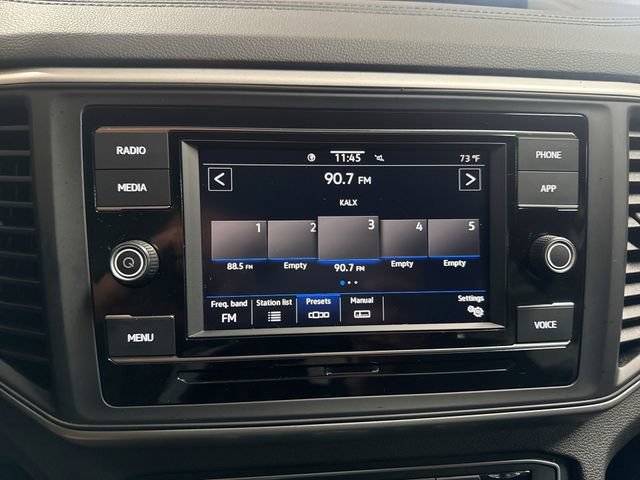 Certified 2023 Volkswagen Atlas Cross Sport SE FWD image 13