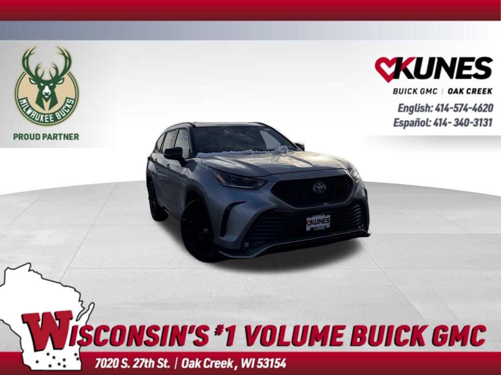 Used 2024 Toyota Highlander XSE