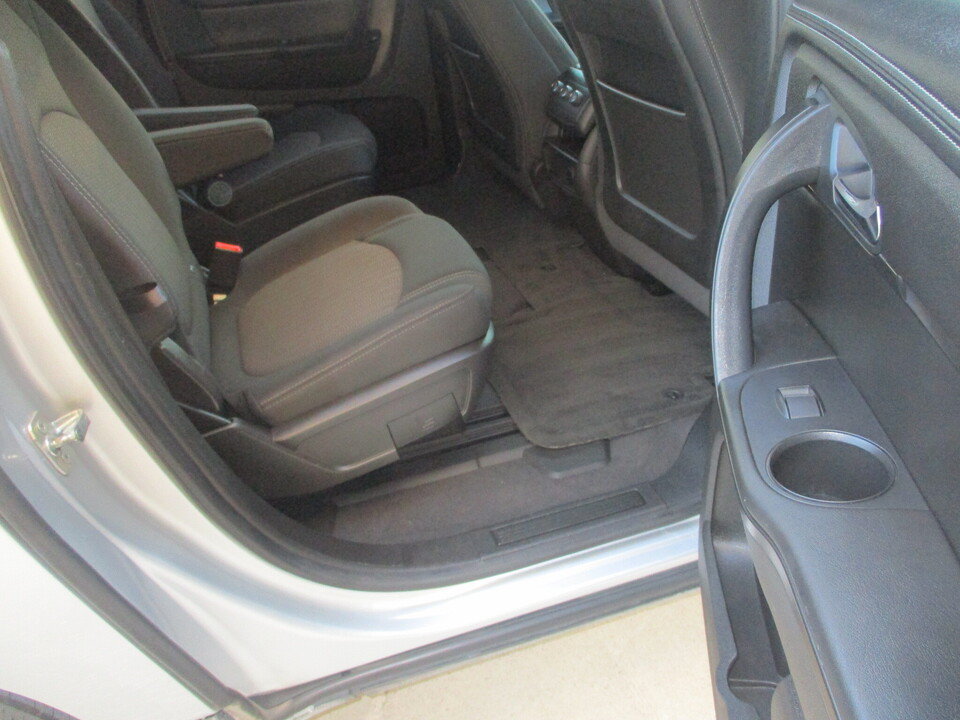 Used 2013 Chevrolet Traverse LT w/ All-Star Edition FWD image 20