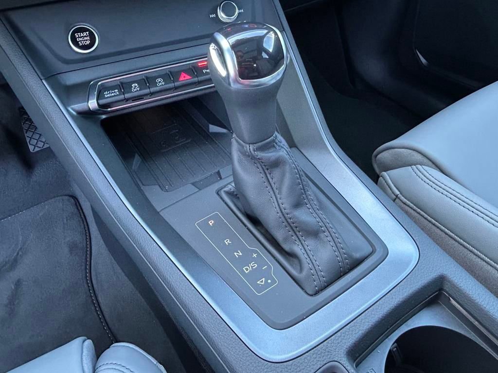 New 2025 Audi Q3 2.0T Premium image 22