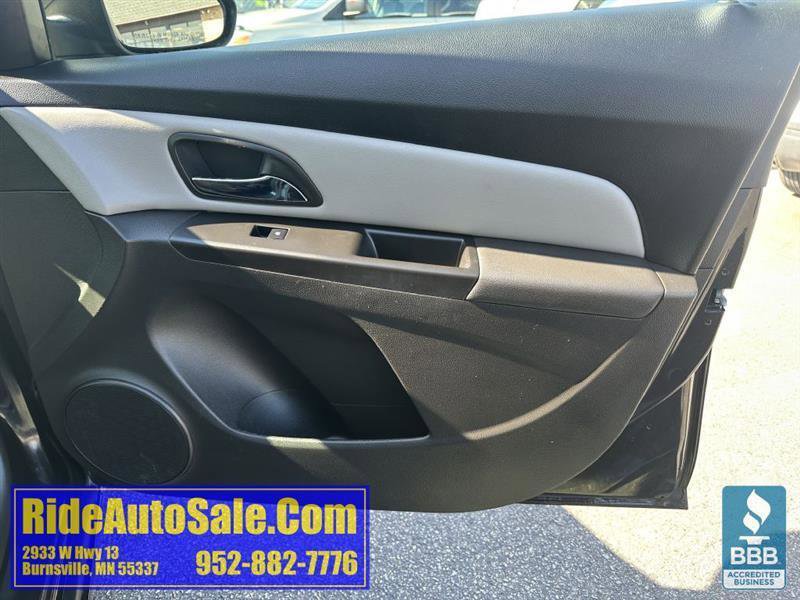 Used 2012 Chevrolet Cruze LS FWD image 13