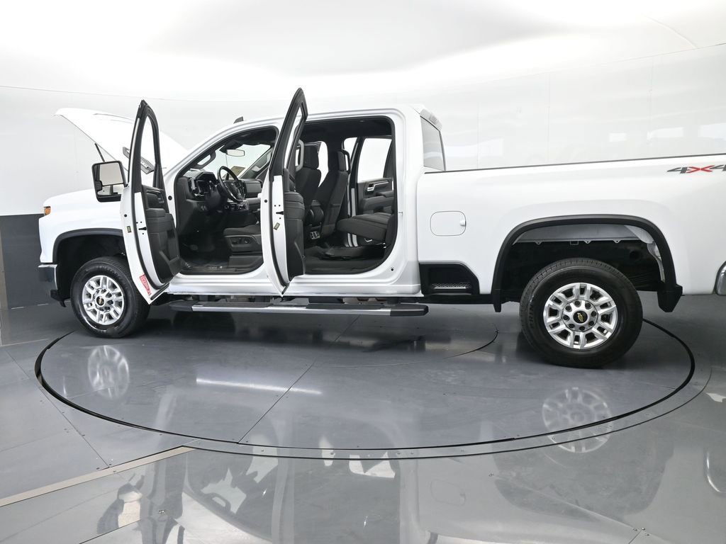 Used 2025 Chevrolet Silverado 2500 LT w/ Convenience Package image 71