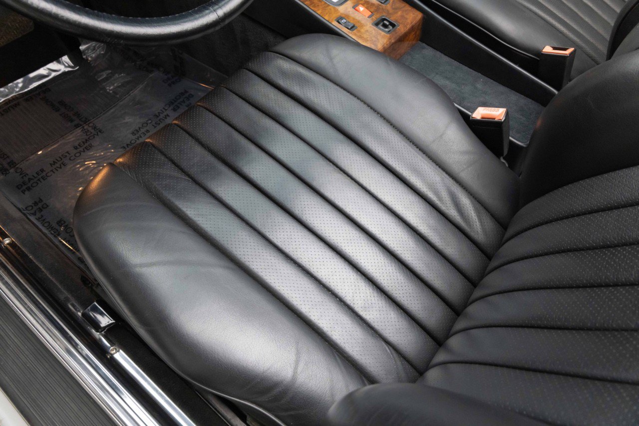Used 1987 Mercedes-Benz 560 SL image 36