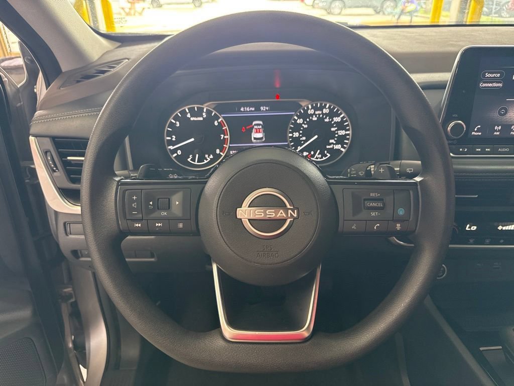 Certified 2023 Nissan Rogue SV FWD image 16