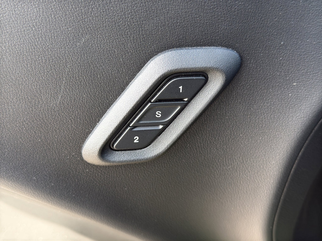 Used 2023 Dodge Challenger R/T w/ Plus Package image 26