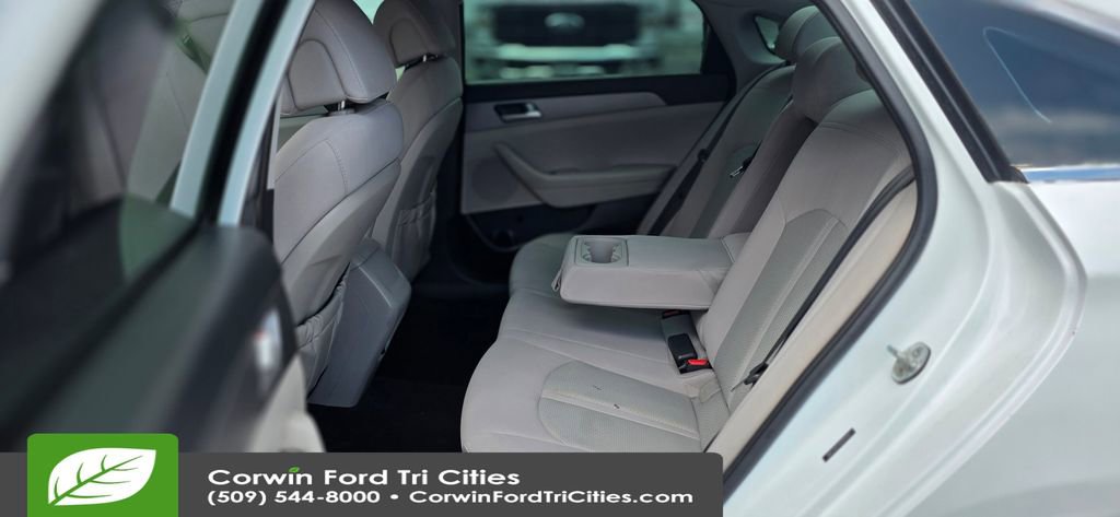 Used 2016 Hyundai Sonata SE FWD image 14
