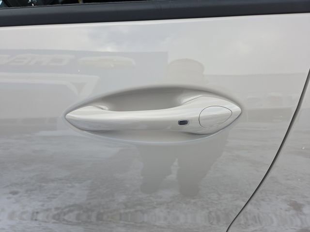 New 2026 Chevrolet Trax ACTIV w/ Driver Confidence Package image 33