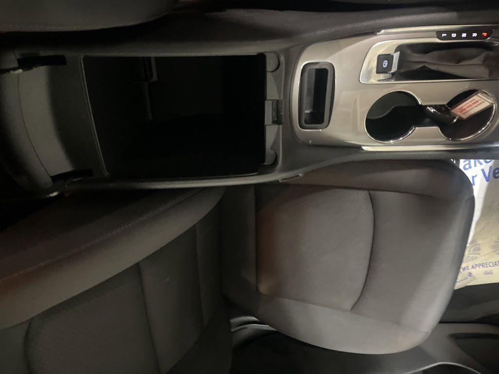 Used 2024 Chevrolet Malibu LT image 26