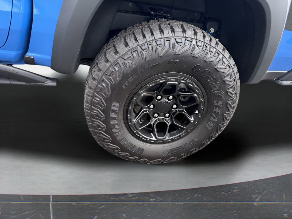 Used 2025 Chevrolet Colorado ZR2 w/ ZR2 Bison Edition AWD/4WD image 13