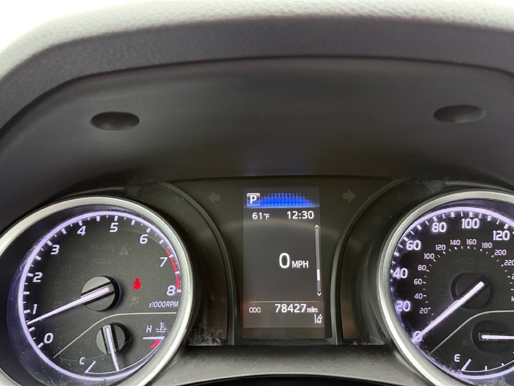 Used 2022 Toyota Camry LE FWD image 13