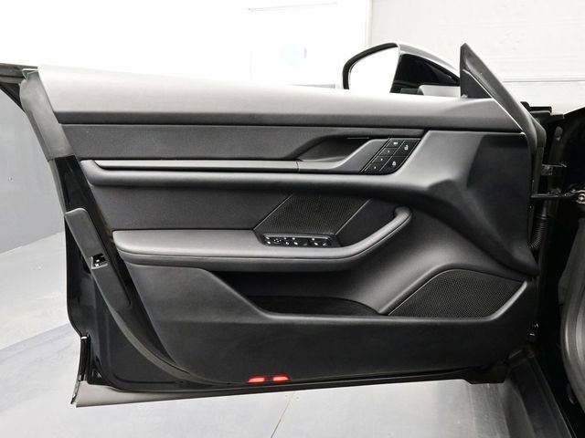 Certified 2023 Porsche Taycan image 7