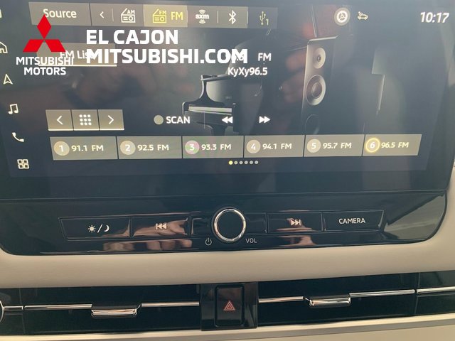 New 2025 Mitsubishi Outlander SE image 20