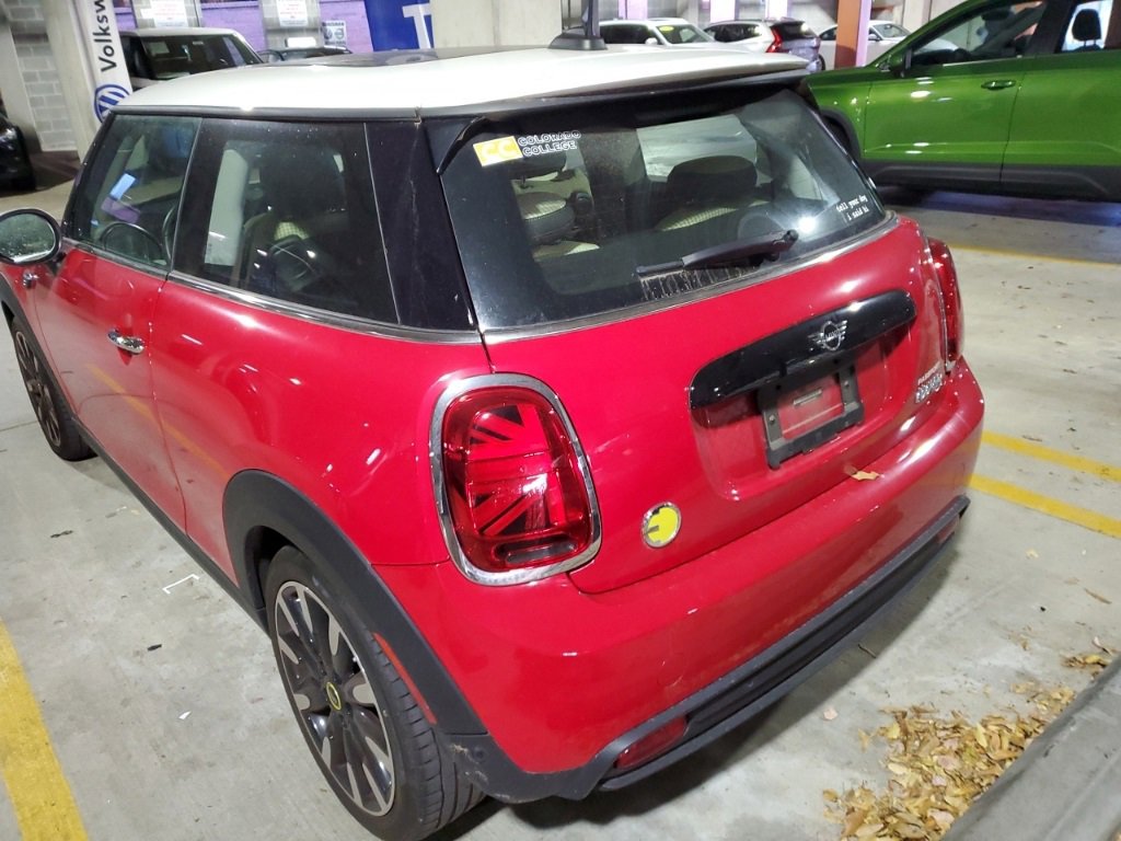 Used 2023 MINI Cooper SE image 4