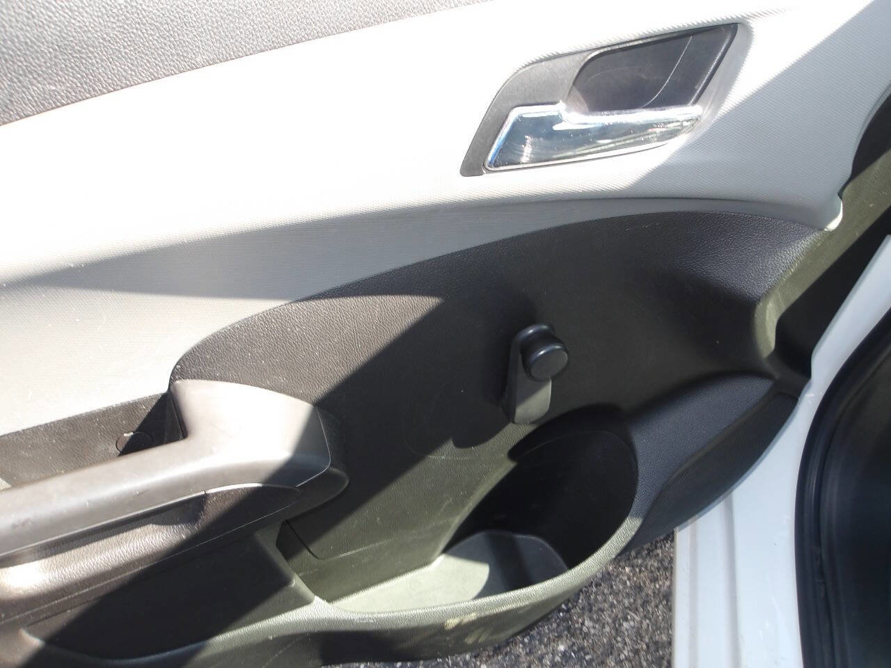 Used 2012 Chevrolet Sonic LS image 8