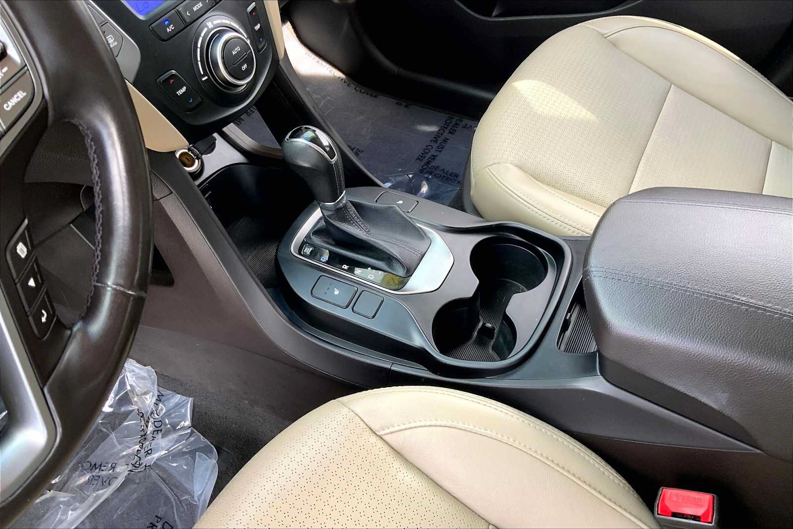 Used 2014 Hyundai Santa Fe Sport w/ Premium Equipment Package 03 AWD/4WD image 16