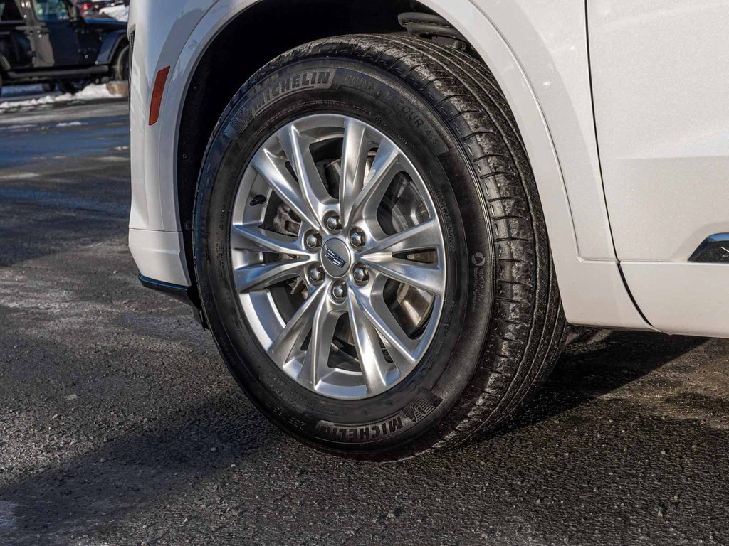 Used 2024 Cadillac XT6 Luxury image 7