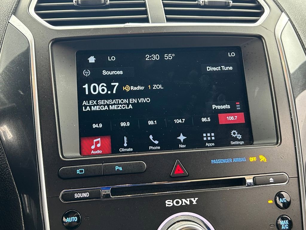 Used 2017 Ford Explorer Limited image 27