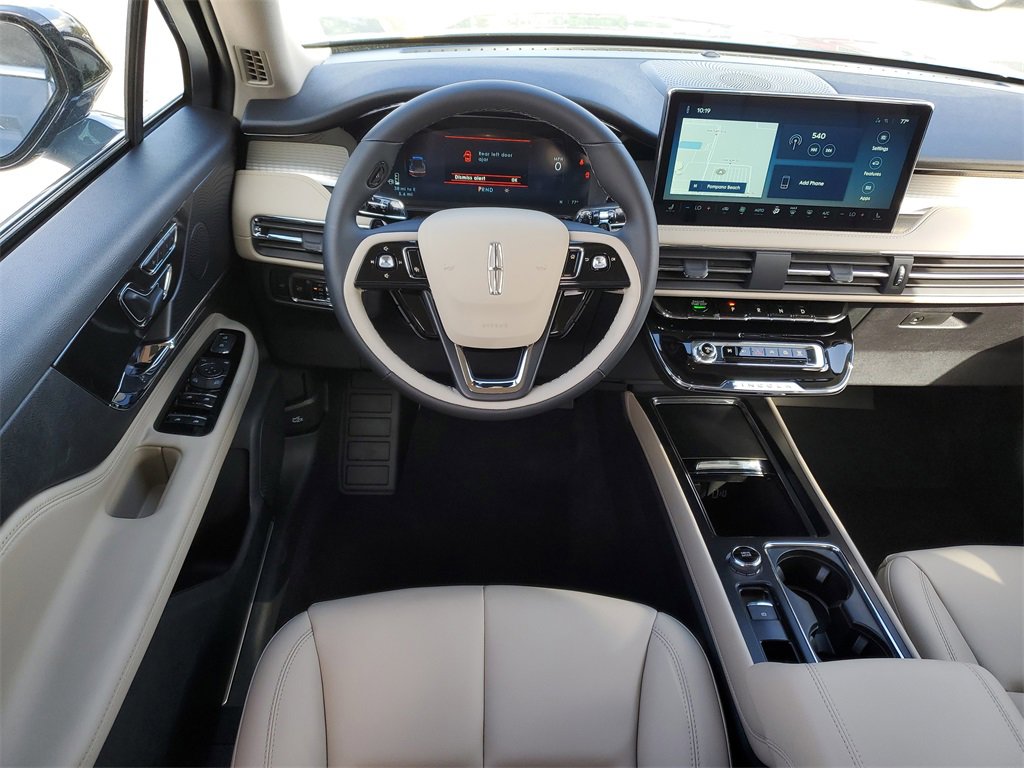 New 2026 Lincoln Corsair Premiere image 16