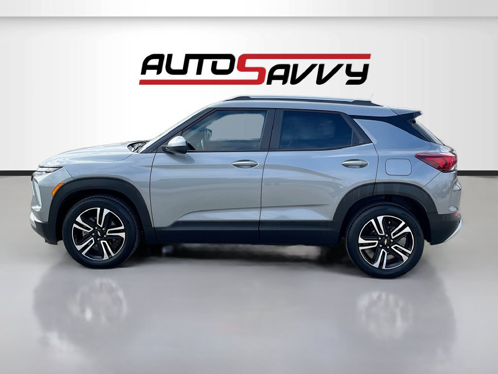 Used 2024 Chevrolet TrailBlazer LT w/ Convenience Package FWD image 4