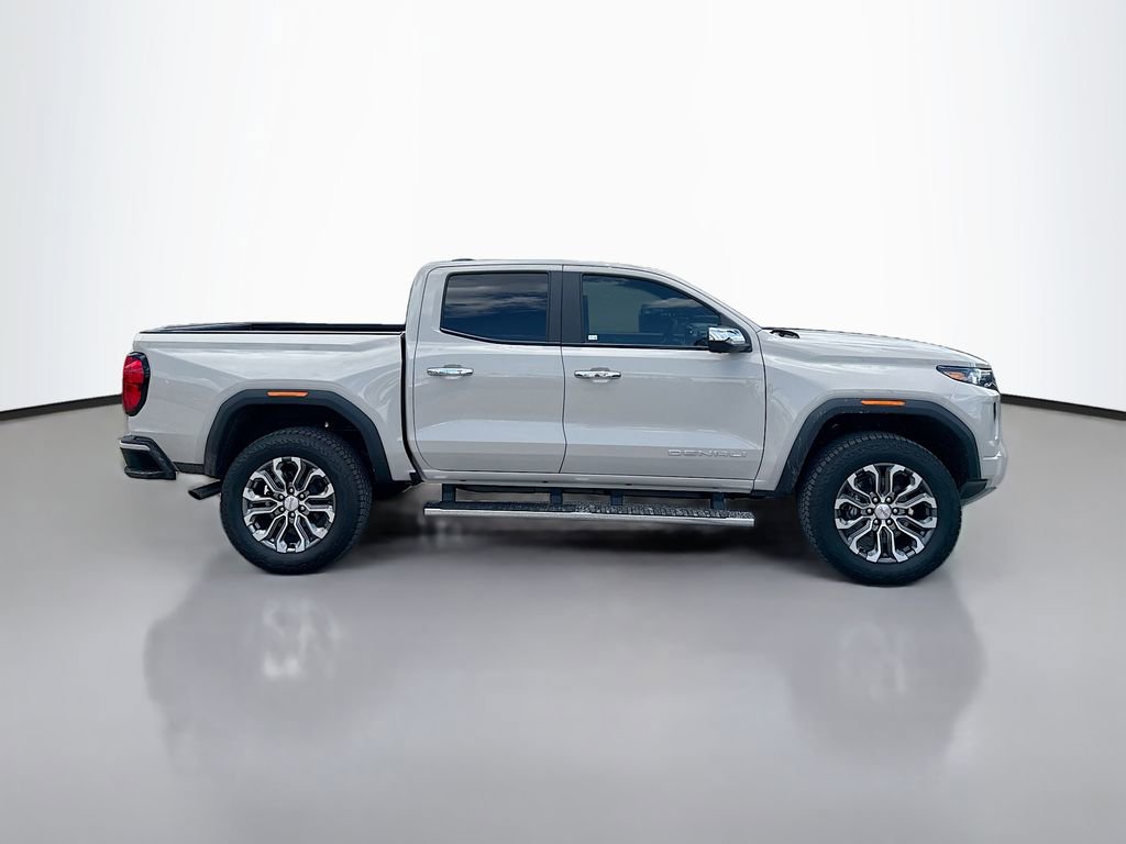 Used 2026 GMC Canyon Denali AWD/4WD image 8