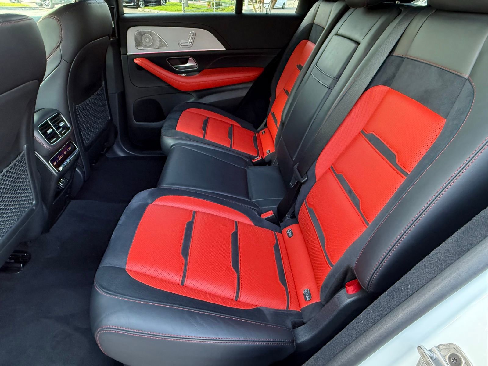 Used 2023 Mercedes-Benz GLE 53 AMG 4MATIC image 34