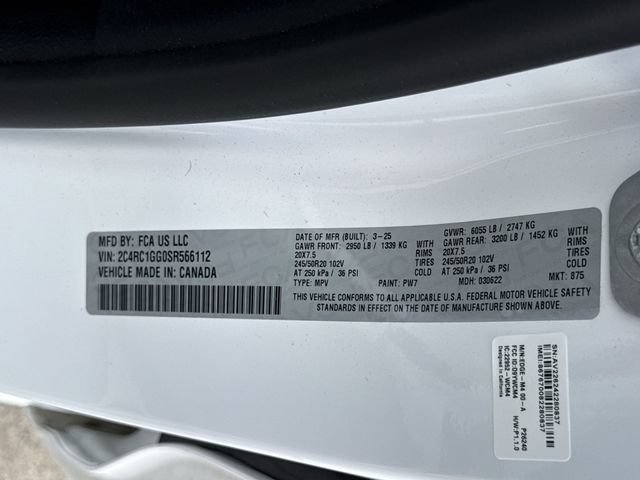 Used 2025 Chrysler Pacifica Limited FWD image 35