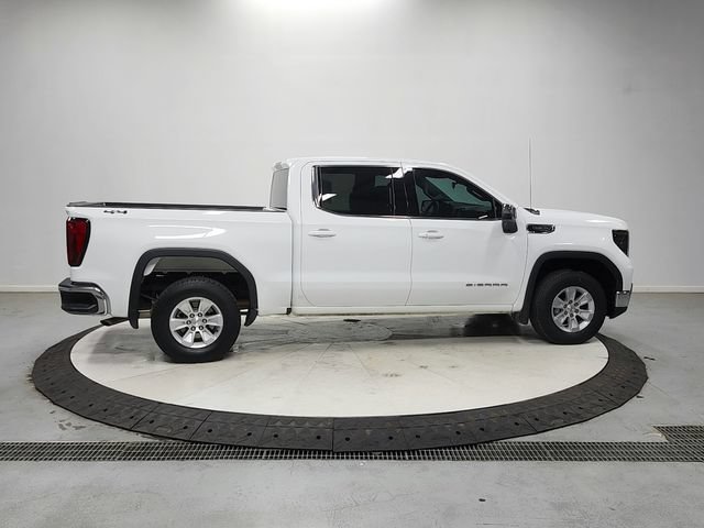 Used 2024 GMC Sierra 1500 SLE AWD/4WD image 9