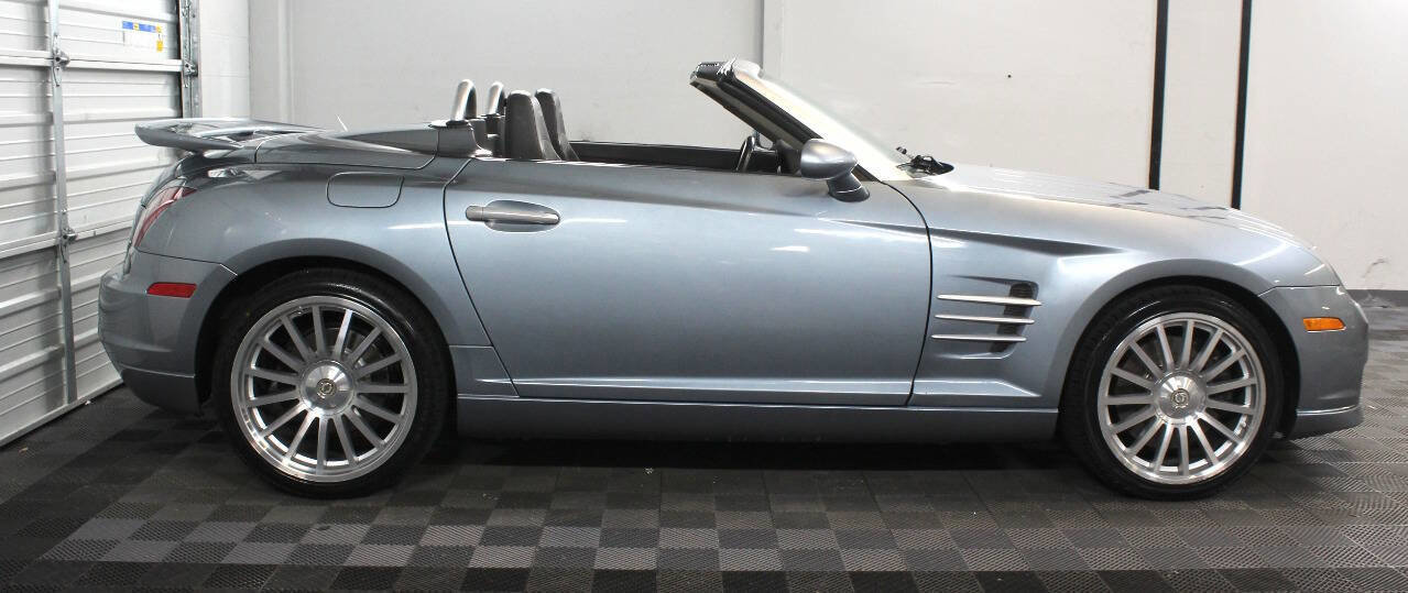 Used 2005 Chrysler Crossfire SRT-6 image 2