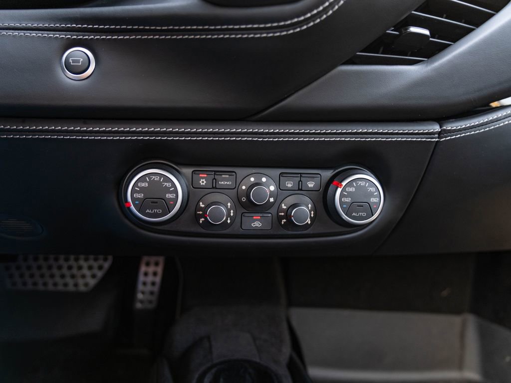 Used 2018 Ferrari 488 GTB image 16