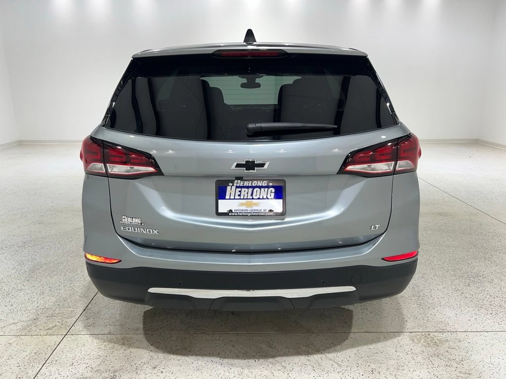 Used 2024 Chevrolet Equinox LT w/ LPO, Floor Liner Package FWD image 4