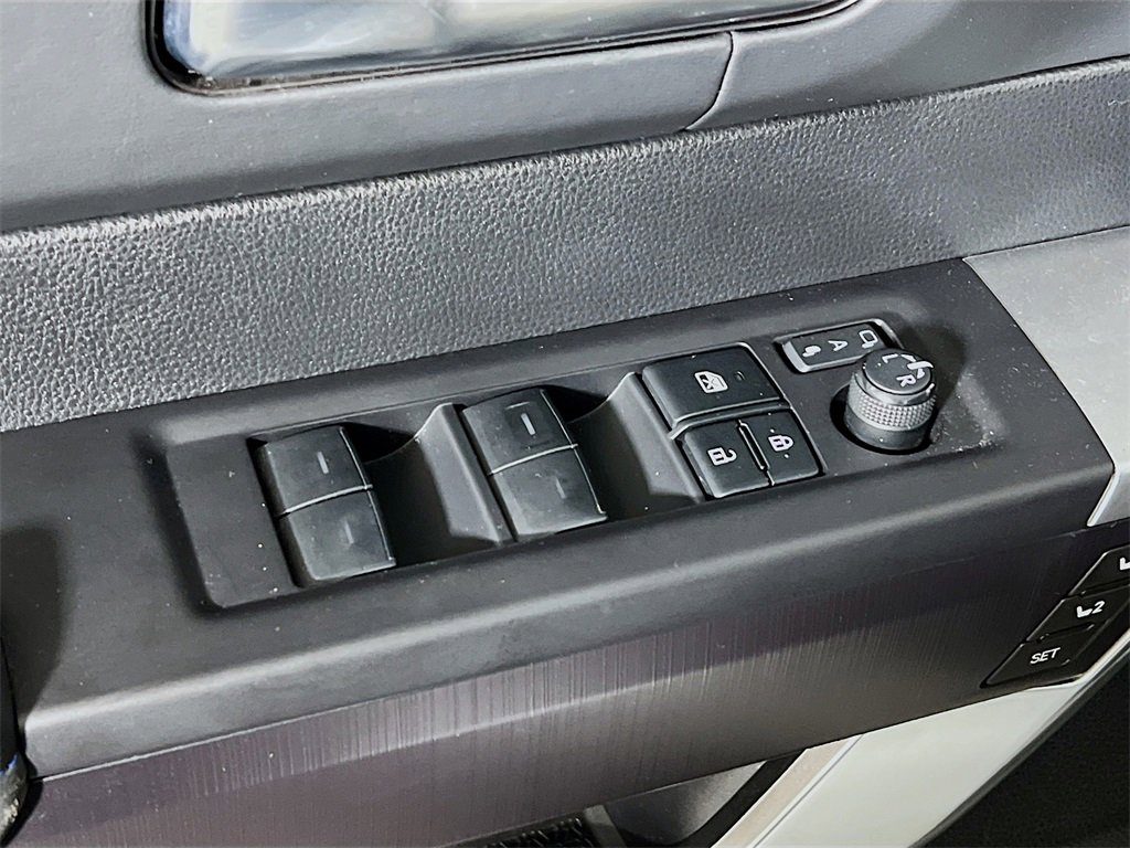 Used 2023 Toyota Tundra Platinum w/ Advanced Package image 17