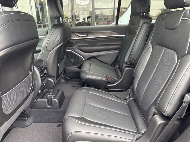New 2026 Jeep Grand Cherokee L Limited AWD/4WD image 15